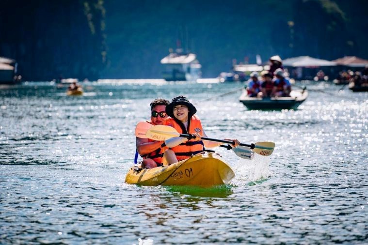 Athena Signature Cruise Ha Long